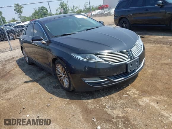 ✅ 2013 Lincoln MKZ • VIN: 3LN6L2G97DR800992 • Lot: 42891140. Wystawiony na IAAI z przebiegiem 200 775 mil. Bezpłatny archiwum sprzedaży aukcyjnych z USA i szczegółowy raport historii pojazdu na DreamBid. Zdjęcie 1.