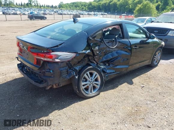 ✅ 2018 Hyundai Elantra Value Edition • VIN: KMHD84LF2JU505514 • Lot: 42591145. Wystawiony na IAAI z przebiegiem 140 477 mil. Bezpłatny archiwum sprzedaży aukcyjnych z USA i szczegółowy raport historii pojazdu na DreamBid. Zdjęcie 4.