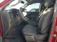 ✅ 2019 Chevrolet Silverado 1500 Custom Trail Boss • VIN: 3GCPYCEF3KG305352 • Lot: 90046115. Wystawiony na Copart z przebiegiem 93 974 mil. Bezpłatny archiwum sprzedaży aukcyjnych z USA i szczegółowy raport historii pojazdu na DreamBid. Zdjęcie 7.