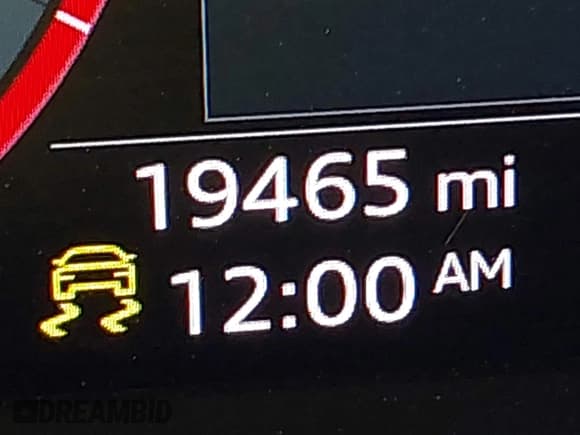 ✅ 2025 Audi Q3 S line Premium • VIN: WA1DECF30S1000920 • Lot: 42970671. Wystawiony na IAAI z przebiegiem 19 465 mil. Bezpłatny archiwum sprzedaży aukcyjnych z USA i szczegółowy raport historii pojazdu na DreamBid. Zdjęcie 15.