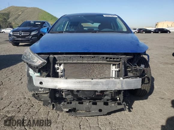 ✅ 2018 Hyundai Ioniq Blue • VIN: KMHC65LCXJU090035 • Lot: 52071845. Wystawiony na Copart z przebiegiem 92 631 mil. Bezpłatny archiwum sprzedaży aukcyjnych z USA i szczegółowy raport historii pojazdu na DreamBid. Zdjęcie 5.