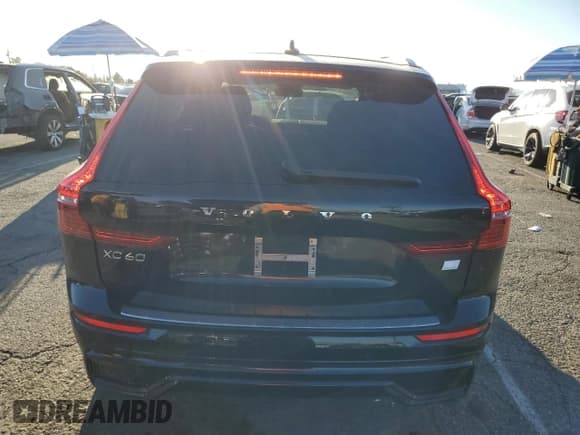 ✅ 2024 Volvo XC60 Plus Dark Theme • VIN: YV4H60DL2R1896845 • Lot: 46711415. Listed on Copart with 24,916 mi. Free auction sales archive from the USA and detailed vehicle history report at DreamBid. Image 6.