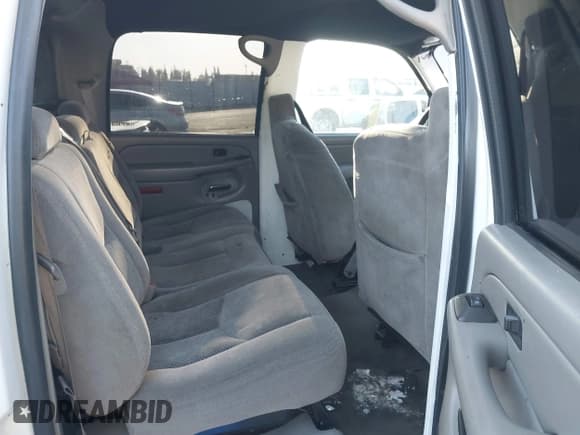 ✅ 2006 Chevrolet Avalanche Z66 • VIN: 3GNEC12Z76G131095 • Lot: 41411833. Listed on IAAI with 166,571 mi. Free auction sales archive from the USA and detailed vehicle history report at DreamBid. Image 8.