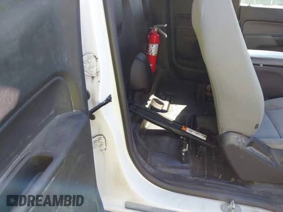 ✅ 2018 Chevrolet Colorado 2WD Work Truck • VIN: 1GCHSBEA1J1273857 • Lot: 43442997. Listed on IAAI with 194,108 mi. Free auction sales archive from the USA and detailed vehicle history report at DreamBid. Image 8.