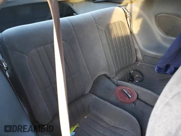 1999 Chevrolet Camaro z VIN 2G1FP22K2X2129925, wystawiony jako Copart lot #80724594 z przebiegiem 142 319 mil mil oraz Szkoda całkowita • Salvage title. Historia ofert i sprzedaży dostępna na DreamBid. Obrazek 10.