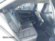 ✅ 2015 Toyota Camry SE • VIN: 4T1BF1FK8FU070090 • Lot: 43725575. Wystawiony na IAAI z przebiegiem 231 781 mil. Bezpłatny archiwum sprzedaży aukcyjnych z USA i szczegółowy raport historii pojazdu na DreamBid. Zdjęcie 8.