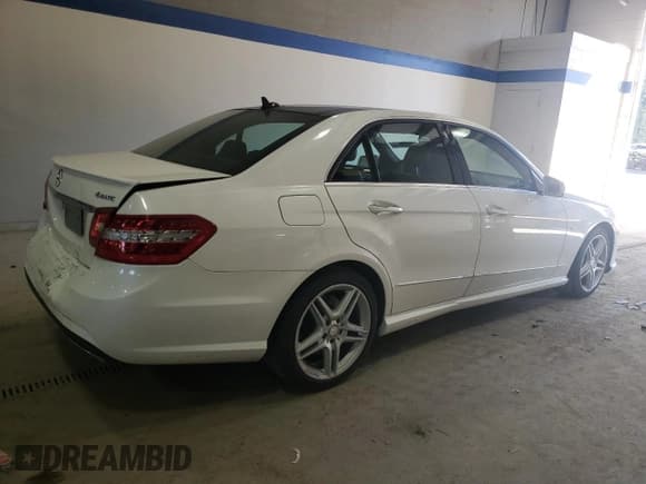 ✅ 2012 Mercedes-Benz E 550 Sport • VIN: WDDHF9BB7CA653434 • Lot: 46458925. Listed on Copart with 83,122 mi. Free auction sales archive from the USA and detailed vehicle history report at DreamBid. Image 3.