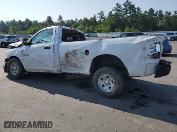 2015 Ram 1500 Tradesman with VIN 3C6JR6DG8FG651778, listed as a Copart auction lot 68686025 with 136,670 mi miles and Salvage title. Bid and sale history available at DreamBid. Image 2.