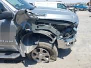 ✅ 2024 Ram 2500 Big Horn • VIN: 3C6UR5DLXRG338482 • Лот: 42990856. Опубликован ранее на IAAI с пробегом 47 251 миль. Бесплатный доступ к архиву аукционных продаж из США и подробный отчёт об истории автомобиля на DreamBid. Изображение 6.