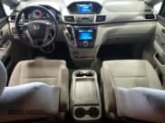 ✅ 2016 Honda Odyssey EX • VIN: 5FNRL5H41GB087888 • Лот: 90491505. Опубликован ранее на Copart с пробегом 82 010 миль. Бесплатный доступ к архиву аукционных продаж из США и подробный отчёт об истории автомобиля на DreamBid. Изображение 8.