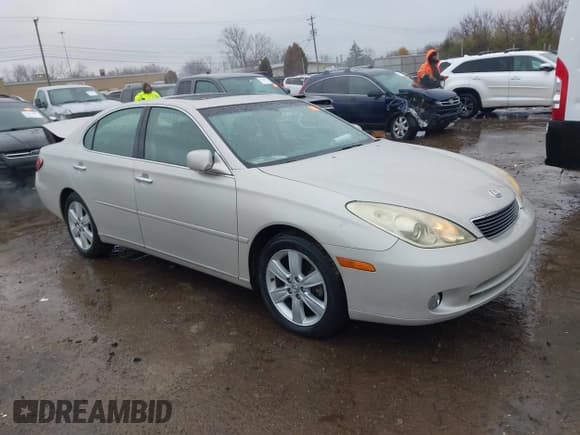 ✅ 2005 Lexus ES 350 • VIN: JTHBA30G855128015 • Lot: 43699799. Wystawiony na IAAI z przebiegiem 177 913 mil. Bezpłatny archiwum sprzedaży aukcyjnych z USA i szczegółowy raport historii pojazdu na DreamBid. Zdjęcie 1.
