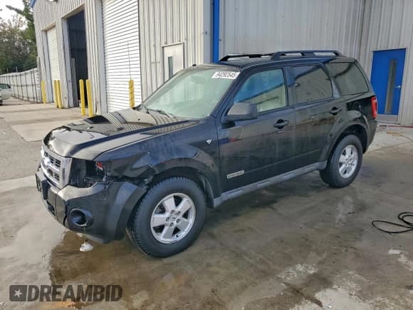 ✅ 2008 Ford Escape XLT • VIN: 1FMCU031X8KB05016 • Lot: 94292545. Listed on Copart with 215,658 mi. Free auction sales archive from the USA and detailed vehicle history report at DreamBid. Image 1.