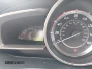 ✅ 2016 Mazda 3 i Touring • VIN: JM1BM1M78G1331794 • Lot: 43033086. Wystawiony na IAAI z przebiegiem 164 236 mil. Bezpłatny archiwum sprzedaży aukcyjnych z USA i szczegółowy raport historii pojazdu na DreamBid. Zdjęcie 15.