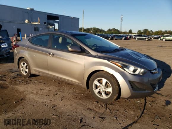 ✅ 2015 Hyundai Elantra SE • VIN: 5NPDH4AE1FH576378 • Lot: 82451425. Listed on Copart with 68,421 mi. Free auction sales archive from the USA and detailed vehicle history report at DreamBid. Image 4.