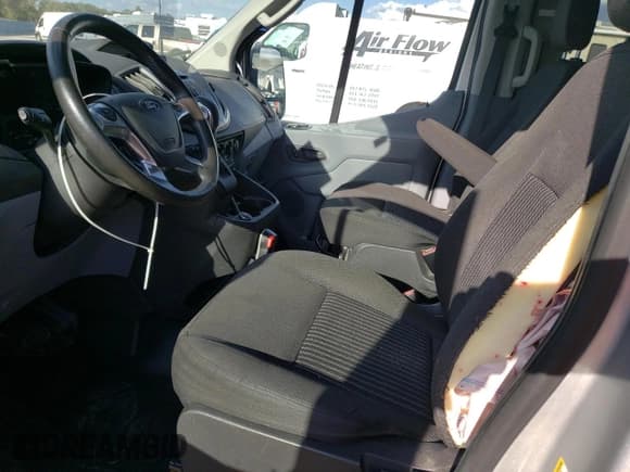 ✅ 2018 Ford Transit Passenger XL • VIN: 1FBZX2CM7JKA86995 • Лот: 39133773. Опубликован ранее на Copart с пробегом 36 079 миль. Бесплатный доступ к архиву аукционных продаж из США и подробный отчёт об истории автомобиля на DreamBid. Изображение 7.