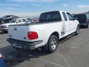 ✅ 2001 Ford F-150 XL • VIN: 1FTRX07L91KA77460 • Lot: 41686519. Wystawiony na IAAI z przebiegiem 185 286 mil. Bezpłatny archiwum sprzedaży aukcyjnych z USA i szczegółowy raport historii pojazdu na DreamBid. Zdjęcie 4.