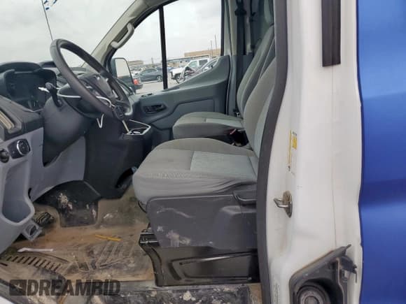 ✅ 2018 Ford Transit • VIN: 1FTYR2YG3JKA71639 • Lot: 53021975. Listed on Copart with Not provided. Free auction sales archive from the USA and detailed vehicle history report at DreamBid. Image 7.