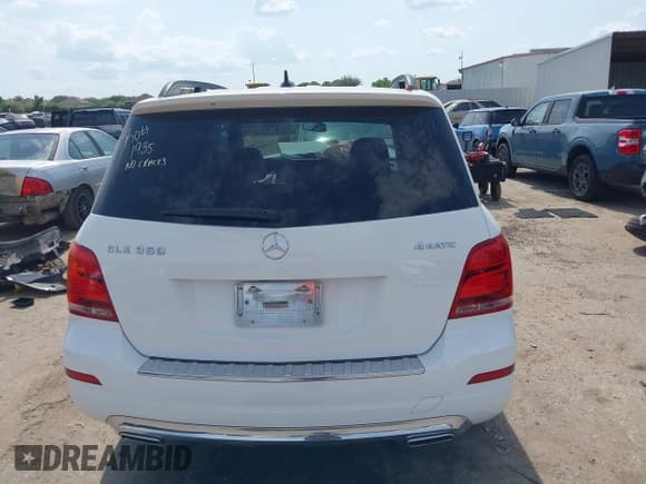 ✅ 2015 Mercedes-Benz GLK 350 • VIN: WDCGG8JB5FG338710 • Лот: 42882858. Опубликован ранее на IAAI с пробегом 118 520 миль. Бесплатный доступ к архиву аукционных продаж из США и подробный отчёт об истории автомобиля на DreamBid. Изображение 17.