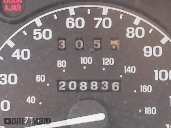 ✅ 1998 Ford Explorer XL • VIN: 1FMZU34E5WZC18387 • Лот: 43876918. Опубликован ранее на IAAI с пробегом 208 836 миль. Бесплатный доступ к архиву аукционных продаж из США и подробный отчёт об истории автомобиля на DreamBid. Изображение 7.