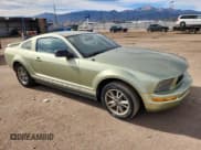 ✅ 2005 Ford Mustang Deluxe • VIN: 1ZVFT80N655220164 • Лот: 92504475. Опубликован ранее на Copart с пробегом 128 294 миль. Бесплатный доступ к архиву аукционных продаж из США и подробный отчёт об истории автомобиля на DreamBid. Изображение 4.