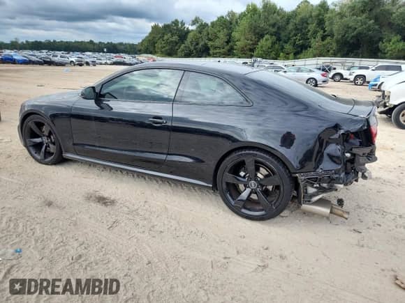 ✅ 2013 Audi RS 5 • VIN: WUAC6AFR3DA900112 • Lot: 81105915. Listed on Copart with 56,936 mi. Free auction sales archive from the USA and detailed vehicle history report at DreamBid. Image 2.