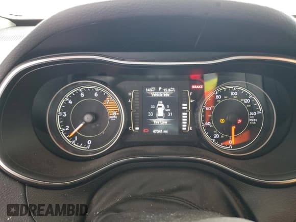 ✅ 2019 Jeep Cherokee Altitude • VIN: 1C4PJLLX9KD130196 • Lot: 48366775. Listed on Copart with 47,341 mi. Free auction sales archive from the USA and detailed vehicle history report at DreamBid. Image 9.