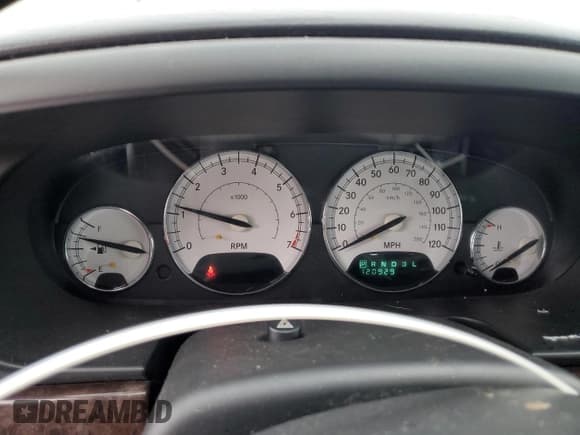 ✅ 2005 Chrysler Sebring • VIN: 1C3EL66R95N562516 • Lot: 45698335. Listed on Copart with 120,929 mi. Free auction sales archive from the USA and detailed vehicle history report at DreamBid. Image 9.