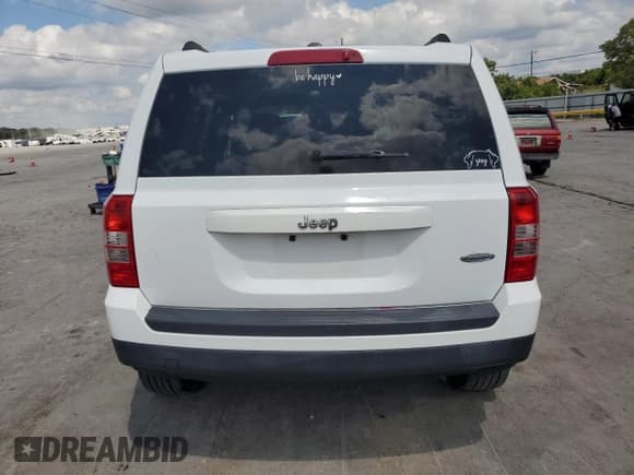 ✅ 2017 Jeep Patriot Latitude • VIN: 1C4NJPFB7HD183373 • Лот: 69658435. Опубликован ранее на Copart с пробегом 121 946 миль. Бесплатный доступ к архиву аукционных продаж из США и подробный отчёт об истории автомобиля на DreamBid. Изображение 6.