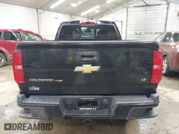 ✅ 2018 Chevrolet Colorado 4WD LT • VIN: 1GCGTCEN5J1323256 • Lot: 43849534. Wystawiony na IAAI z przebiegiem 89 986 mil. Bezpłatny archiwum sprzedaży aukcyjnych z USA i szczegółowy raport historii pojazdu na DreamBid. Zdjęcie 16.