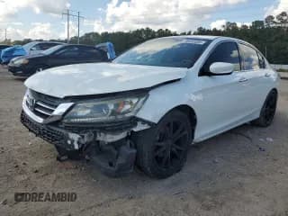 ✅ 2015 Honda Accord Sport • VIN: 1HGCR2F53FA120574 • Lot: 85692085. Listed on Copart with 192,617 mi. Free auction sales archive from the USA and detailed vehicle history report at DreamBid. Image 1.