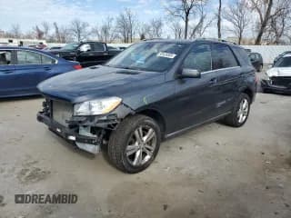 ✅ 2015 Mercedes-Benz M 350 • VIN: 4JGDA5HB5FA492041 • Lot: 92425565. Listed on Copart with 88,373 mi. Free auction sales archive from the USA and detailed vehicle history report at DreamBid. Image 1.