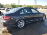 ✅ 2013 Mercedes-Benz C 300 Sport • VIN: WDDGF8AB7DR245588 • Lot: 58091295. Wystawiony na Copart z przebiegiem 90 242 mil. Bezpłatny archiwum sprzedaży aukcyjnych z USA i szczegółowy raport historii pojazdu na DreamBid. Zdjęcie 3.
