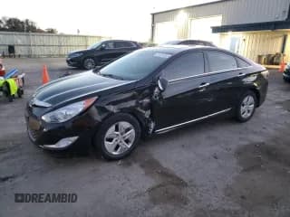 ✅ 2011 Hyundai Sonata Hybrid • VIN: KMHEC4A47BA002326 • Lot: 91518385. Listed on Copart with 114,707 mi. Free auction sales archive from the USA and detailed vehicle history report at DreamBid. Image 1.
