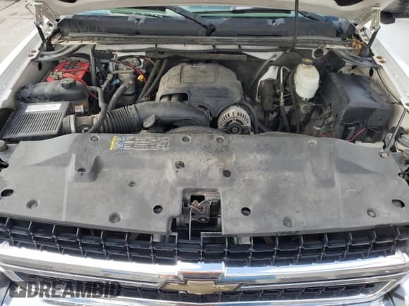 ✅ 2007 Chevrolet Silverado 2500HD Work Truck • VIN: 1GCHC29K77E587336 • Лот: 71657525. Опубликован ранее на Copart с пробегом 236 018 миль. Бесплатный доступ к архиву аукционных продаж из США и подробный отчёт об истории автомобиля на DreamBid. Изображение 11.