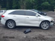 ✅ 2015 Toyota Venza LE • VIN: 4T3BA3BB9FU072079 • Lot: 42713859. Listed on IAAI with 176,907 mi. Free auction sales archive from the USA and detailed vehicle history report at DreamBid. Image 13.