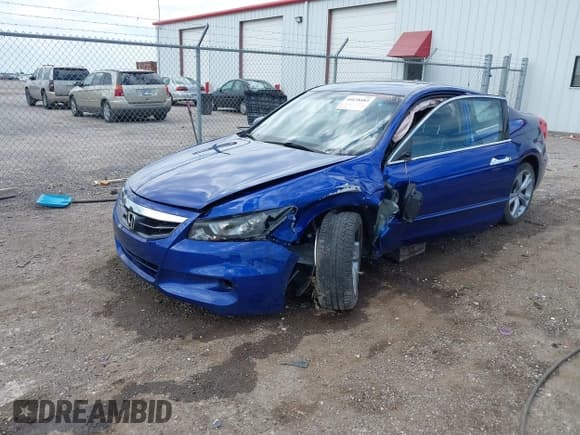 ✅ 2011 Honda Accord EX-L • VIN: 1HGCS2B87BA004633 • Лот: 40138483. Опубликован ранее на IAAI с пробегом 89 596 миль. Бесплатный доступ к архиву аукционных продаж из США и подробный отчёт об истории автомобиля на DreamBid. Изображение 17.
