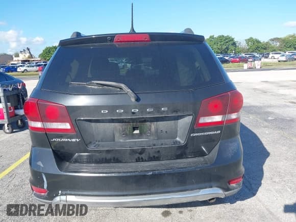 ✅ 2017 Dodge Journey Crossroad Plus • VIN: 3C4PDCGB9HT543776 • Лот: 43487985. Опубликован ранее на IAAI с пробегом 187 015 миль. Бесплатный доступ к архиву аукционных продаж из США и подробный отчёт об истории автомобиля на DreamBid. Изображение 16.