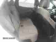 ✅ 2018 Hyundai Santa Fe 2.4L • VIN: 5NMZTDLB3JH107936 • Lot: 45400993. Wystawiony na Copart z przebiegiem Nie podano mil. Skorzystaj z bezpłatnego archiwum sprzedaży aukcyjnych z USA i zobacz szczegółowy raport historii pojazdu na DreamBid. Zdjęcie 12.