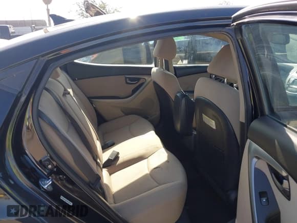 ✅ 2014 Hyundai Elantra SE • VIN: KMHDH4AE1EU142588 • Lot: 43643783. Listed on IAAI with 120,342 mi. Free auction sales archive from the USA and detailed vehicle history report at DreamBid. Image 8.