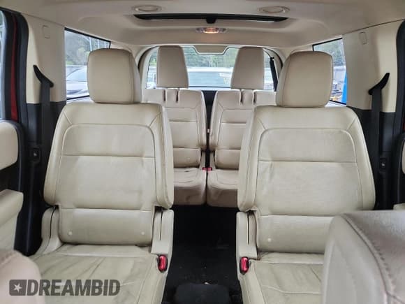 ✅ 2013 Ford Flex Limited • VIN: 2FMGK5D87DBD30188 • Lot: 83756905. Wystawiony na Copart z przebiegiem 227 604 mil. Bezpłatny archiwum sprzedaży aukcyjnych z USA i szczegółowy raport historii pojazdu na DreamBid. Zdjęcie 10.