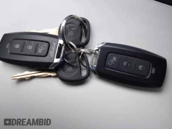 ✅ 2006 Saturn VUE • VIN: 5GZCZ53426S827704 • Lot: 43784957. Wystawiony na IAAI z przebiegiem 160 187 mil. Bezpłatny archiwum sprzedaży aukcyjnych z USA i szczegółowy raport historii pojazdu na DreamBid. Zdjęcie 11.