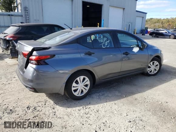 ✅ 2021 Nissan Versa S • VIN: 3N1CN8DV8ML806537 • Lot: 93227575. Listed on Copart with 56,560 mi. Free auction sales archive from the USA and detailed vehicle history report at DreamBid. Image 3.