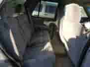 2000 Chevrolet Blazer LS z VIN 1GNDT13W7Y2221505, wystawiony jako Copart lot #78797974 z przebiegiem 149 678 mil mil oraz Nie do naprawy • Non repairable. Historia ofert i sprzedaży dostępna na DreamBid. Obrazek 11.