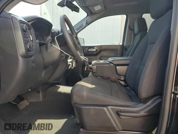 ✅ 2021 Chevrolet Silverado 1500 Custom • VIN: 3GCPYBEK3MG417644 • Lot: 67566084. Wystawiony na Copart z przebiegiem 36 338 mil. Bezpłatny archiwum sprzedaży aukcyjnych z USA i szczegółowy raport historii pojazdu na DreamBid. Zdjęcie 7.