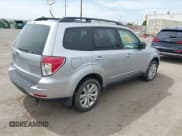 ✅ 2012 Subaru Forester X Premium • VIN: JF2SHBCC9CH410709 • Lot: 42374207. Wystawiony na IAAI z przebiegiem 132 289 mil. Bezpłatny archiwum sprzedaży aukcyjnych z USA i szczegółowy raport historii pojazdu na DreamBid. Zdjęcie 4.
