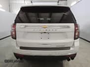 ✅ 2023 Chevrolet Suburban Premier • VIN: 1GNSCFKD1PR196465 • Lot: 80652704. Wystawiony na Copart z przebiegiem 35 054 mil. Bezpłatny archiwum sprzedaży aukcyjnych z USA i szczegółowy raport historii pojazdu na DreamBid. Zdjęcie 6.