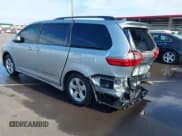 ✅ 2020 Toyota Sienna LE Auto Access Seat • VIN: 5TDKZ3DC0LS052900 • Lot: 41940962. Listed on IAAI with 70,095 mi. Free auction sales archive from the USA and detailed vehicle history report at DreamBid. Image 3.