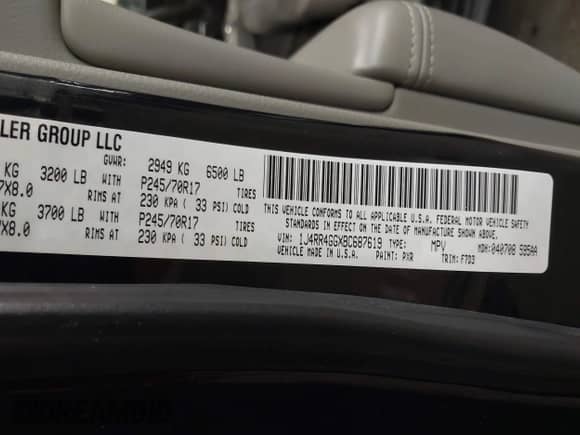 2011 Jeep Grand Cherokee Laredo z VIN 1J4RR4GGXBC687619, wystawiony jako IAAI lot #42425033 z przebiegiem 157 036 mil mil oraz . Historia ofert i sprzedaży dostępna na DreamBid. Obrazek 9.