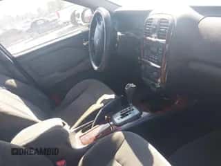 2003 Hyundai Sonata GLS with VIN KMHWF35H73A763880, listed as a IAAI auction lot 41563764 with 123,058 mi miles and . Bid and sale history available at DreamBid. Image 5.