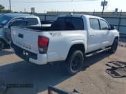 ✅ 2021 Toyota Tacoma SR • VIN: 5TFAX5GN2MX189827 • Lot: 43033956. Wystawiony na IAAI z przebiegiem 66 116 mil. Bezpłatny archiwum sprzedaży aukcyjnych z USA i szczegółowy raport historii pojazdu na DreamBid. Zdjęcie 4.